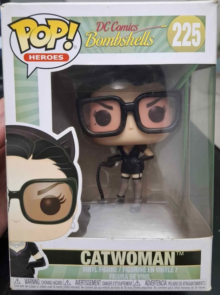SJ2 Catwoman Figura Funko Pop 225 DC Comics Bombshells