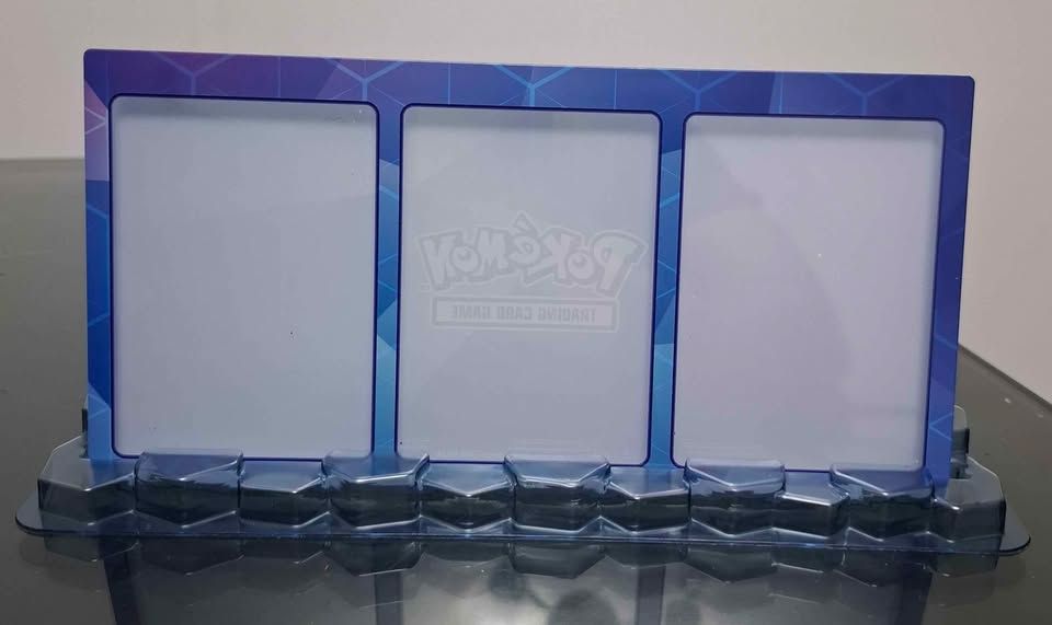 SH1 Pokemon TCG Magnetic 3 Card Holder
