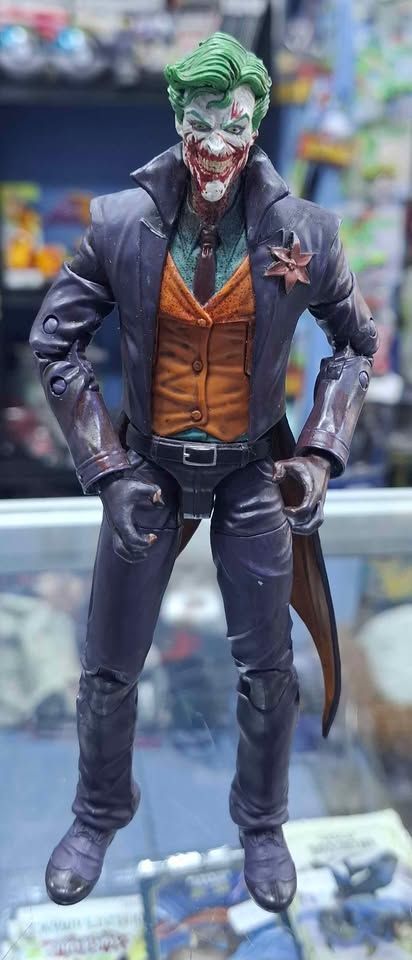SJ1 Batman Figura White Knight DC Multiverse