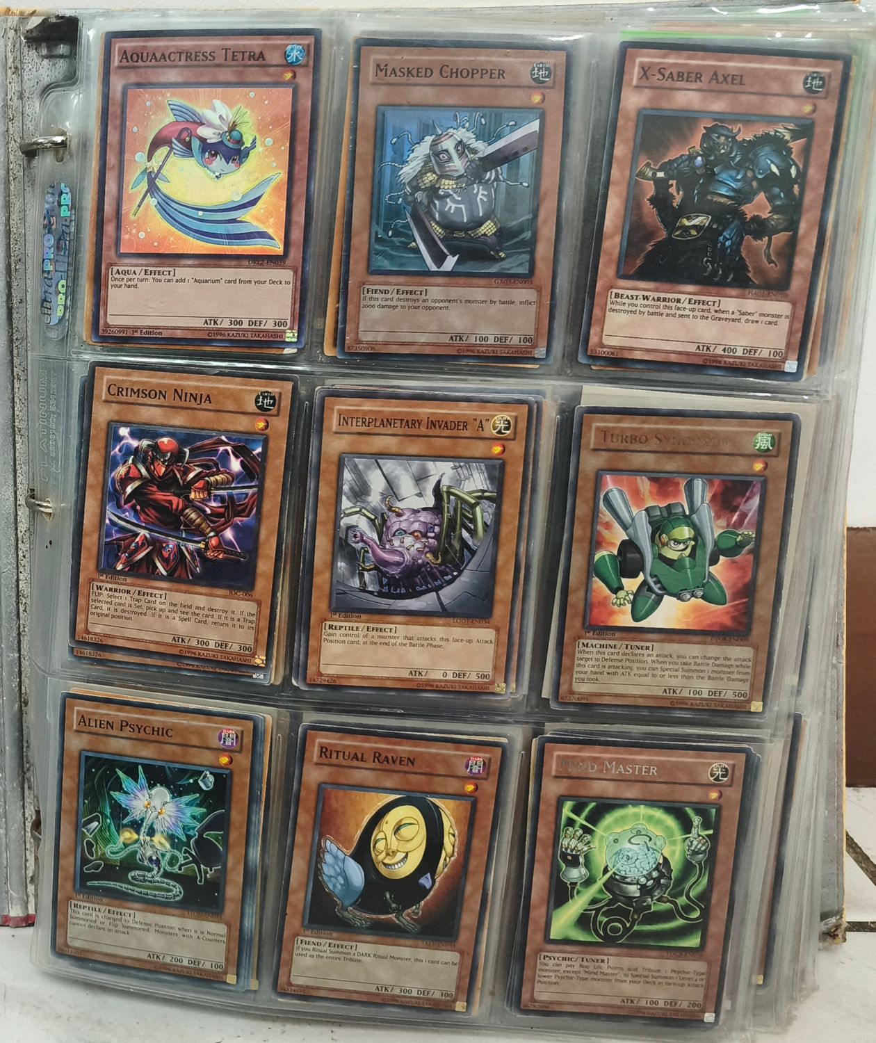 SH1 Yugioh Folder con 504+ Cartas Originales