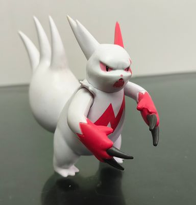 SH Zangoose Figura Jazwares Pokémon Figura SH Zangoose Figura Jazwares Pokémon Figura
