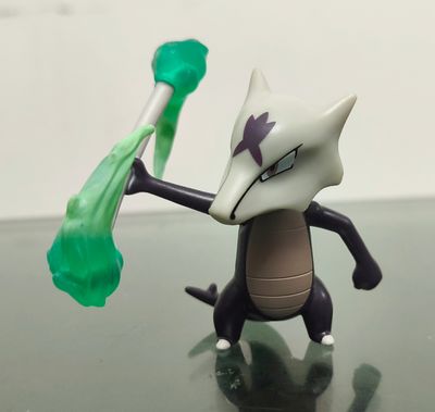 SH1 Alola Marowak Figura Jazwares Pokémon Figura