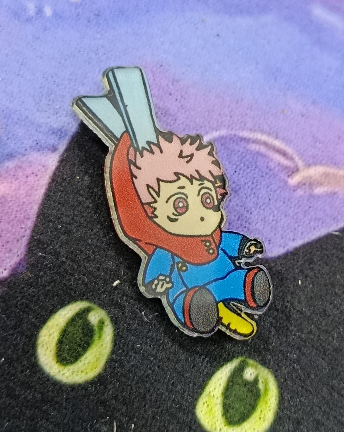 KM Yuji  Jujutsu Kaisen Pin de Acrílico