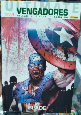 SH1 Ultimate Vengadores Comic Libro Español Panini