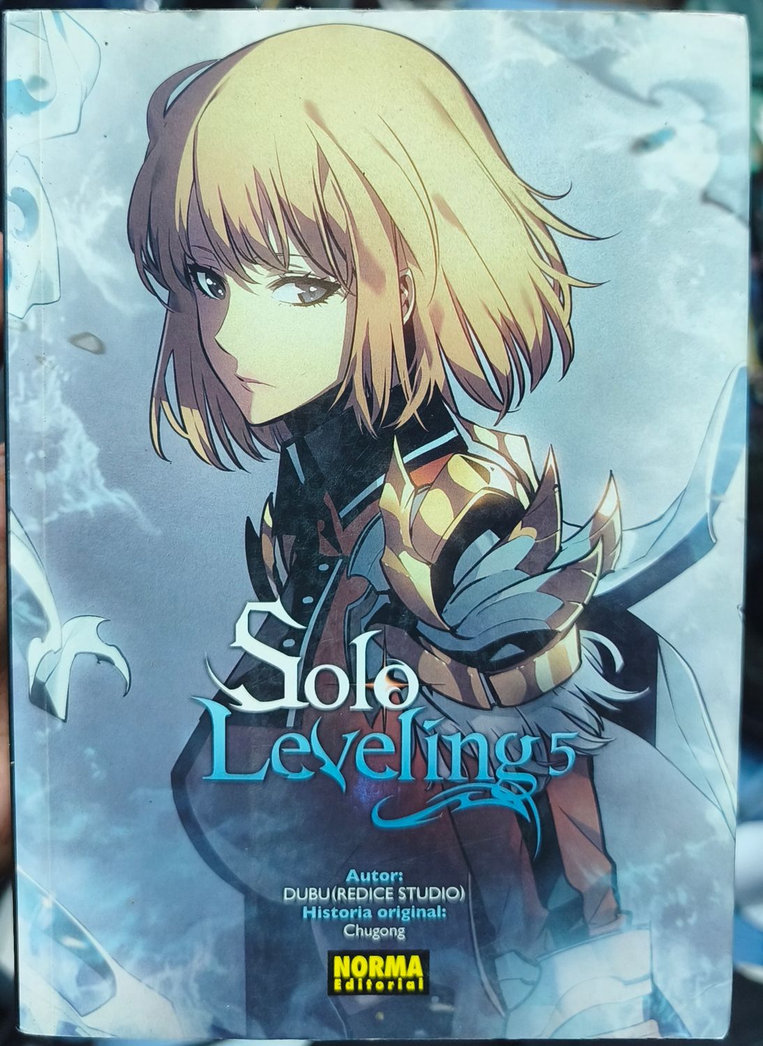SH1 Solo Leveling Man Manhwa Volumen 5 Español Norma