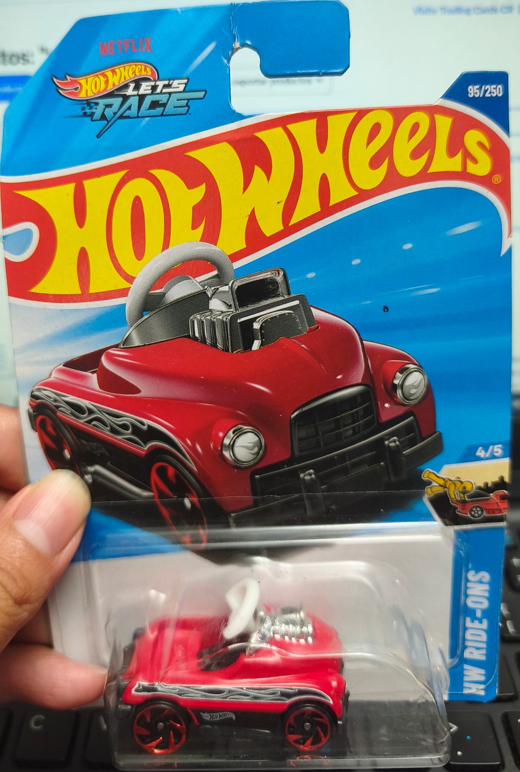 SH1 Pedal Driver Hot Wheels Lets Race