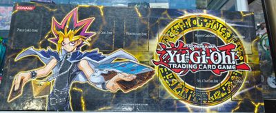 SH1 Yugioh Playmat Cartón Duro