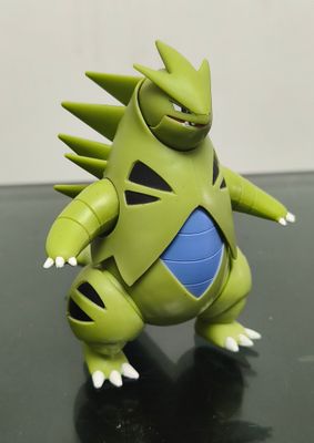 SH1 Tyranitar Figura Jazwares Pokémon Figura