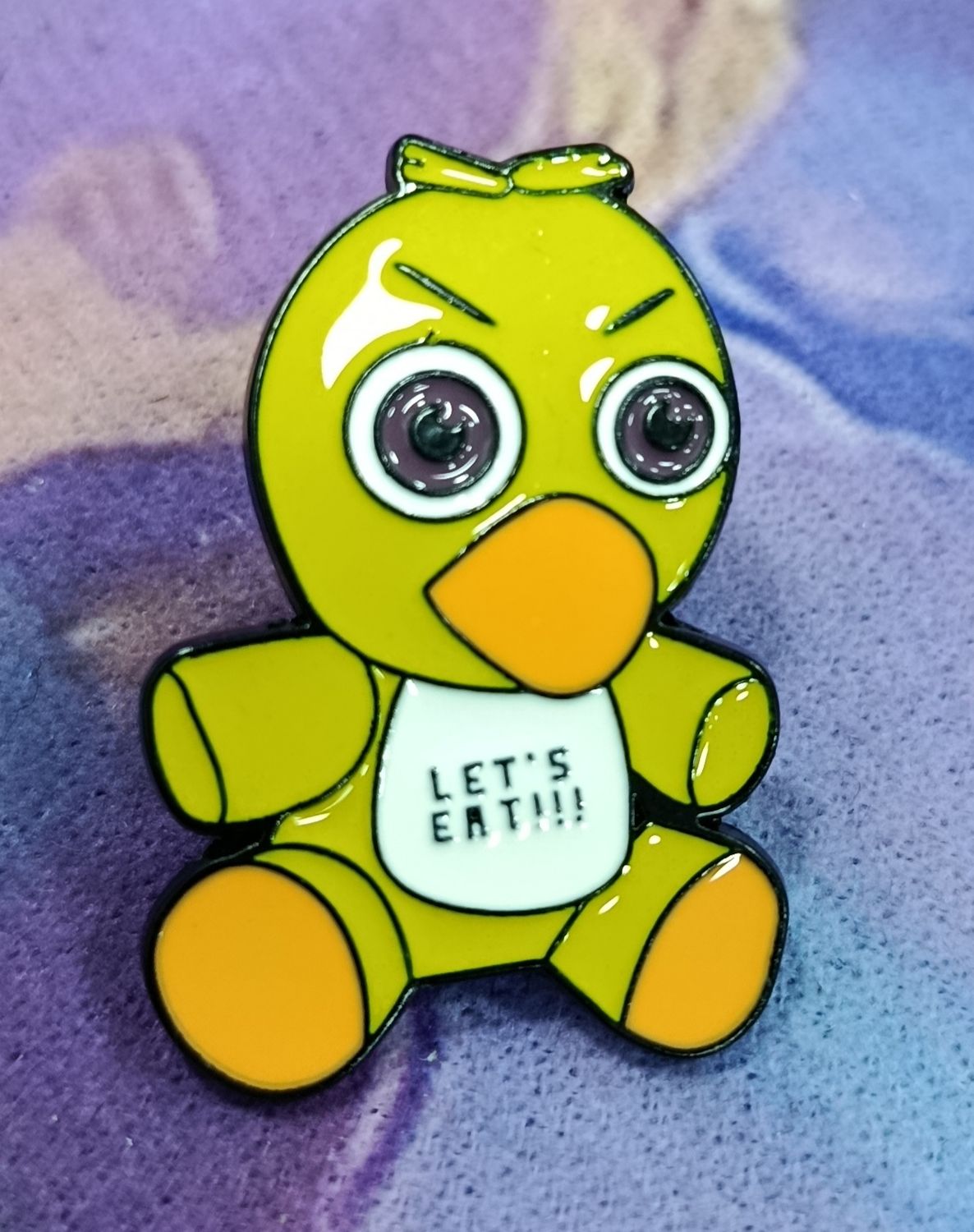 KM Pin de Metal Esmaltado, Chica Five Nights at Freddy's