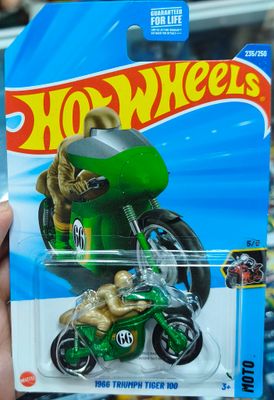 SJ1 1966 Triunph Tiger 100 Hot Wheels