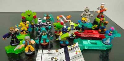 SH1 Legends of Akedo Lote de Figuras y Bases