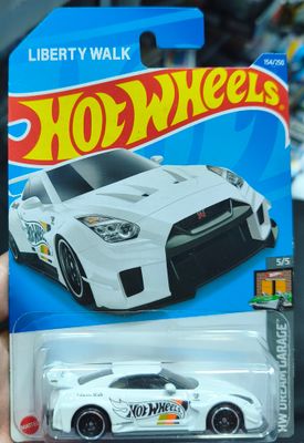 SJ1 LB-Silhouette Works GT Nissan 35GT-RR Ver 2 Hot Wheels