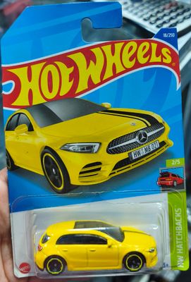 SJ1 19 Mercedes Benz a Class Hot Wheels