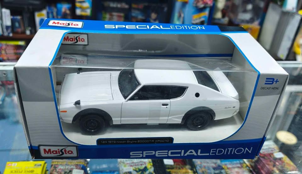 SJ1 1/24 Nissan Skyline 20000 GT-R Special Edition Maisto