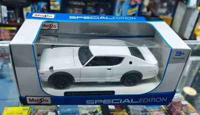 SJ1 1/24 Nissan Skyline 20000 GT-R Special Edition Maisto