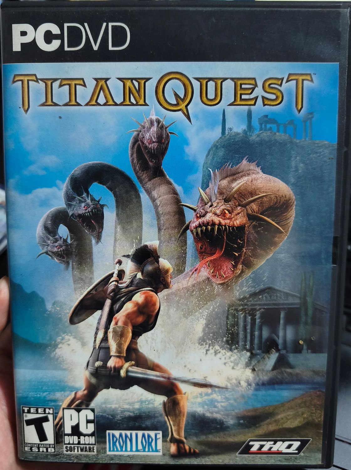 SH1 Titan Quest PC Game Usado Completo