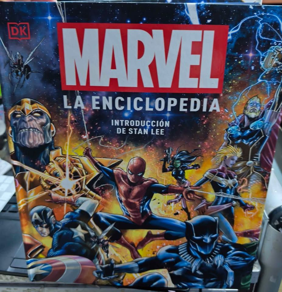 SJ3 Marvel La Enciclopedia Tapa Dura Libro Español