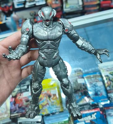 SJ1 Ultron Figura Uppercut 6 Pulgadas Moving Action 2015 Marvel