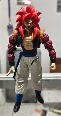 SJ6 Gogeta Figura Super Saiyan 4 Bandai