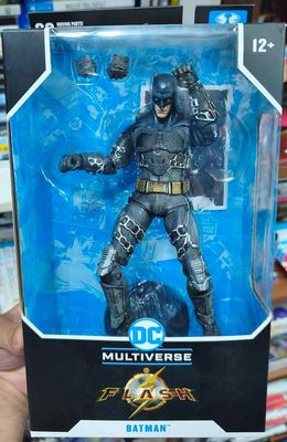 SJ1 Batman Figura DC Multiverse