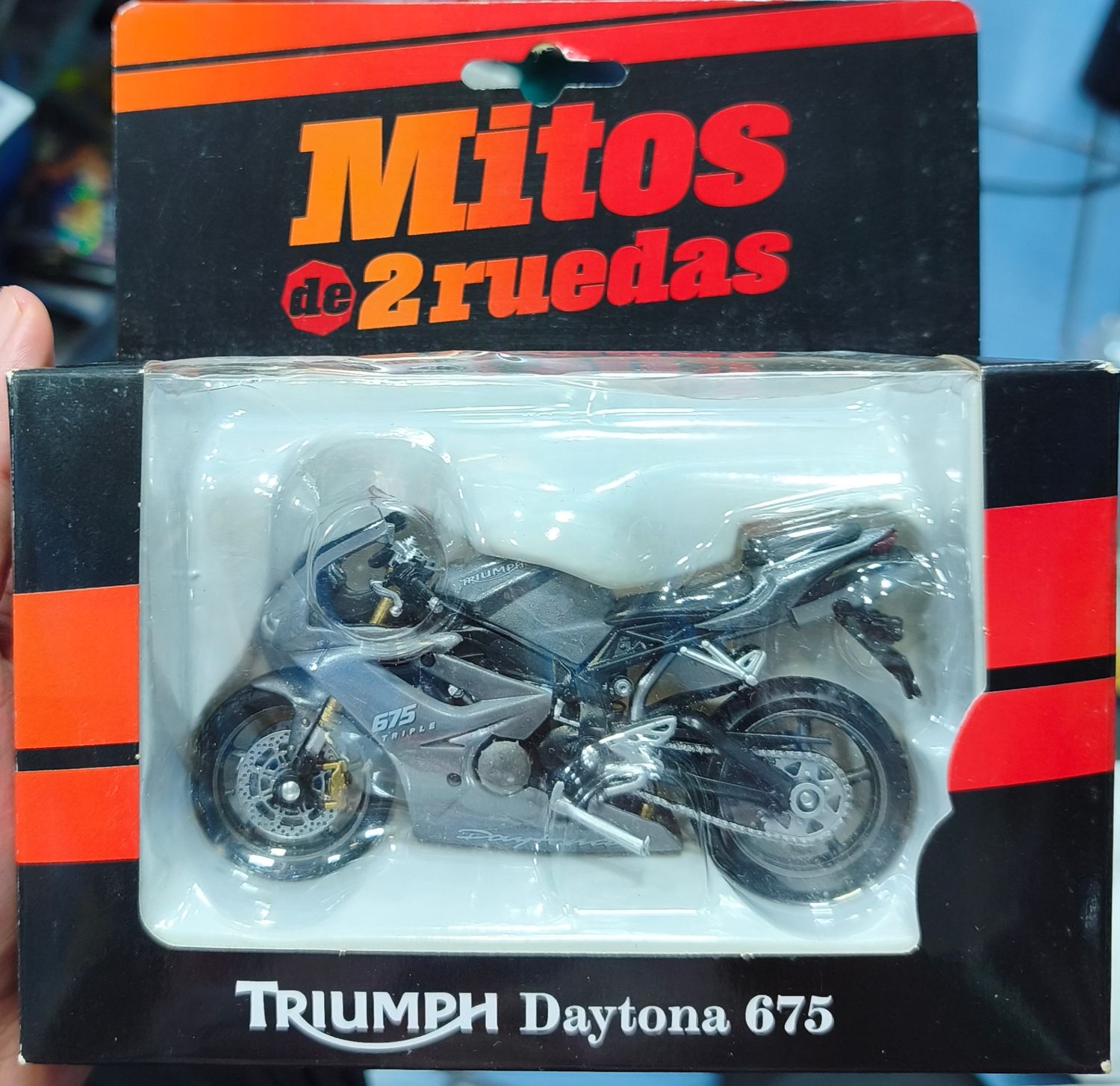 SJ2 Triumph Daytona 675 Mitos de 2 Ruedas