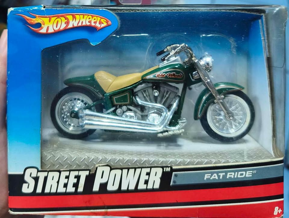 SJ1 Street Power Fat Ride Hot Wheels Moto