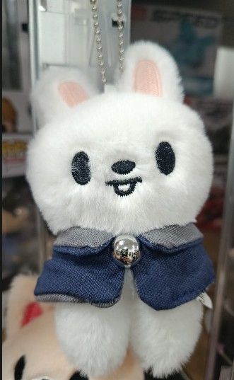 KM Stray Kids  Llavero de Peluche Lee Bit