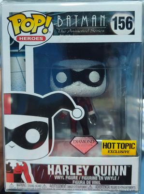 SJ2 Harley Quinn Figura Funko Pop 156 Batman The Animated Series Hot Topic Diamond Con Protector