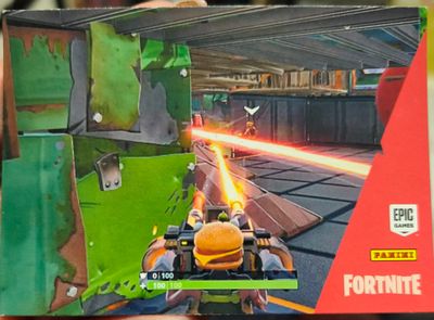 Common 27 Fortnite Panini