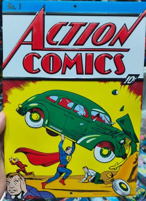 SJ2 Superman Action Cómics Lata Rotulo Oficial DC Open Road Brands