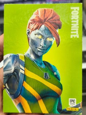Chromium 162 Rare Outfit Fortnite Panini