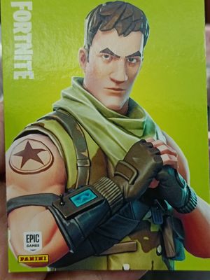 Highrise Assault Trooper Uncommon Outfit 128 Fortnite Panini
