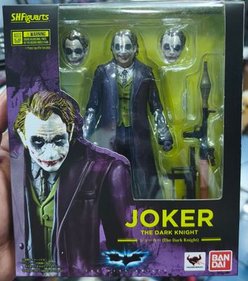 SJ1 Joker Figura The Dark Knights SH Figuarts Tamashii Nations Bandai Batman Figura