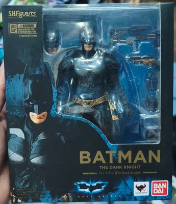 SJ1 Batman Figura The Dark Knight SH Figuarts Tamashii Nations Bandai