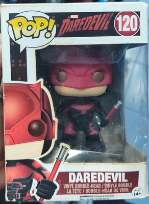 SJ2 Daredevil Figura Funko Pop 120 Caja Dañada