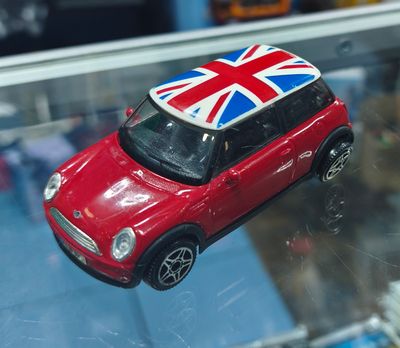 SJ6 Mini Cooper Burago 1/43