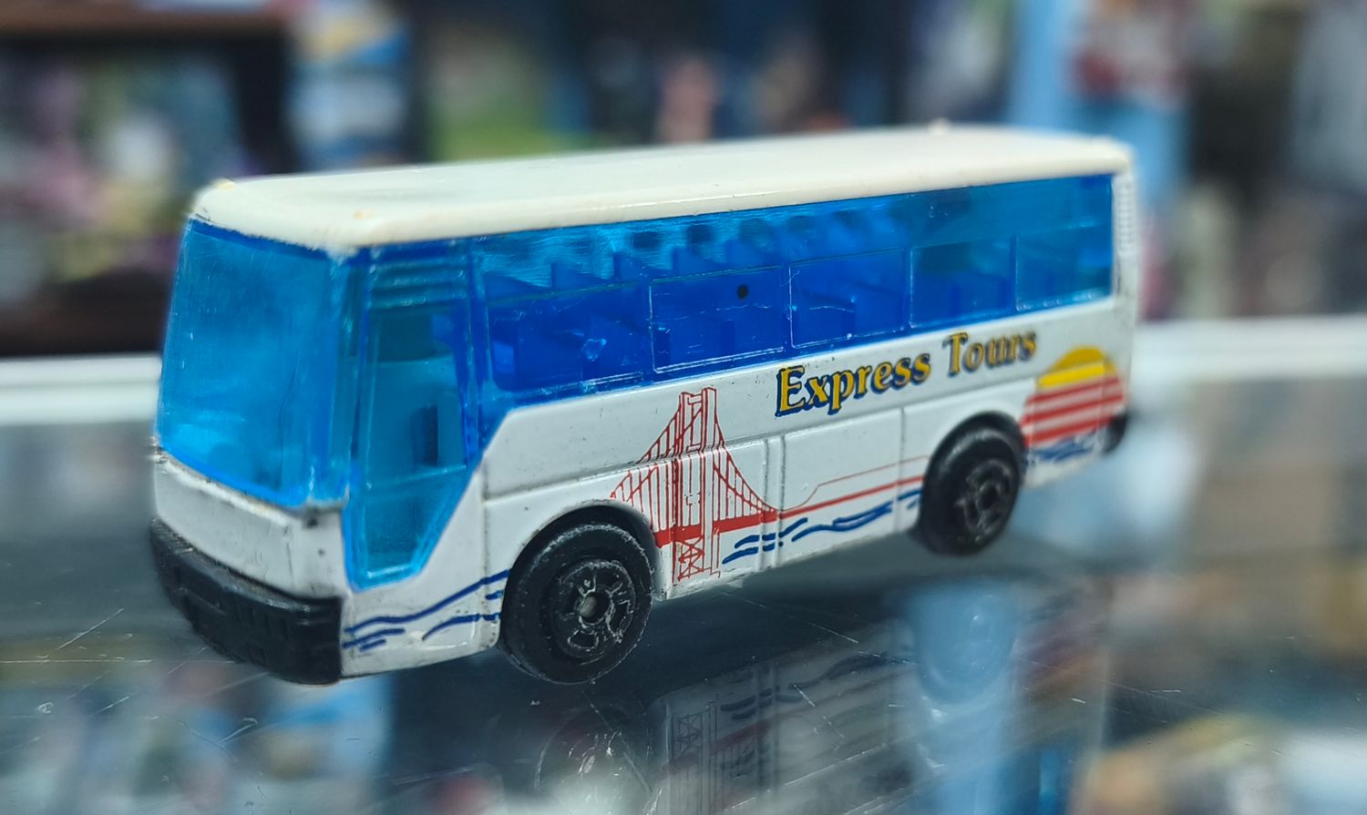 SJ1 Bus a Escala Express Tours Welly