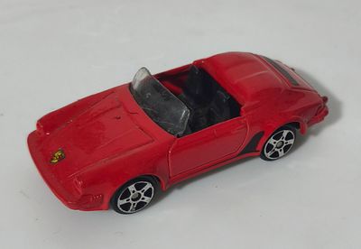 SJ6 Porsche 911 Speedster Maisto