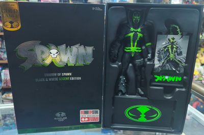 SJ1 Shadow of Spawn Figura Black And White Accent Edition Mcfarlane Toys Big Bad Toy Exclusive