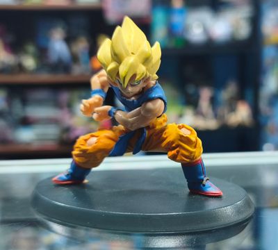 SJ1 Goku Mini Figura Saiyan Kamehame 2.5 Pulgadas Sueshia