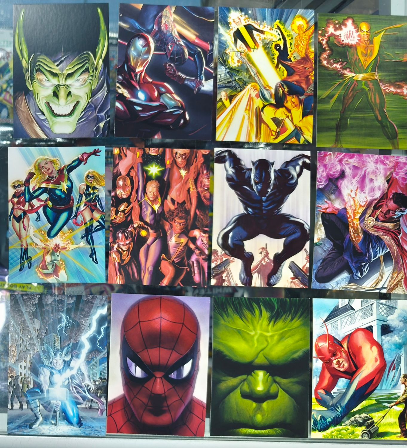 Marvel 80 Years Set de 12 Cartas N1