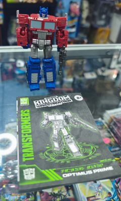 SJ1 Optimus Prime Figura Core Class War For Cybertron