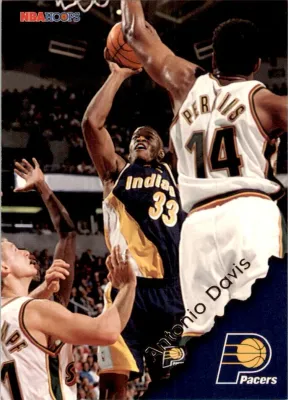 1996-97 NBA Hoops Antonio Davis Basketball Cards #65