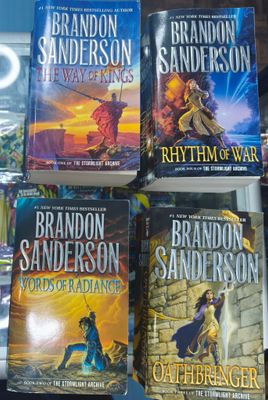 SH1 Brandon Sanderson Libros Set de 4 en Ingles