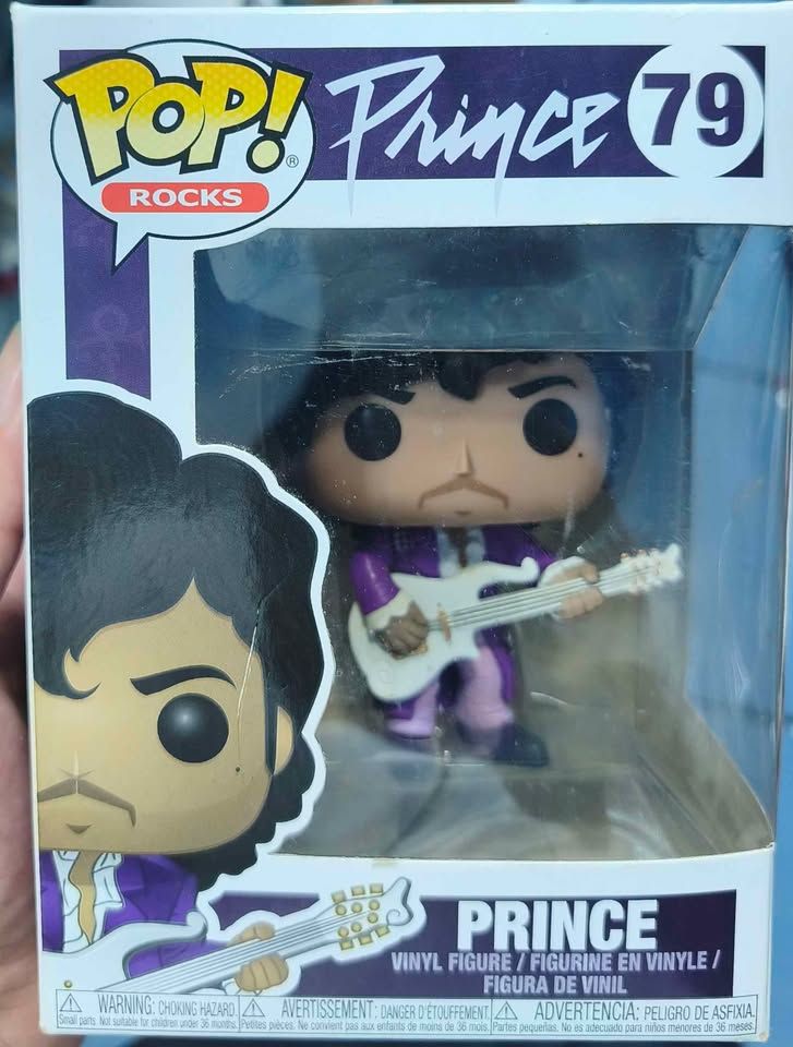 SJ1 Prince Figura Funko Pop 79 Caja Dañada