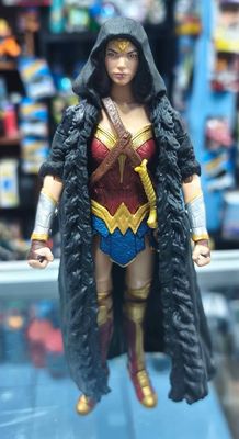 SJ1 Wonder Woman Figura DC Multiverse 6 Pulgadas