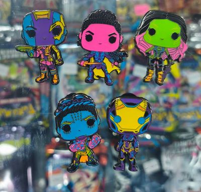 SH20 Set de Pines Marvel Black Light Neon Nebula Gamora Shuri Rescue Valkyrie