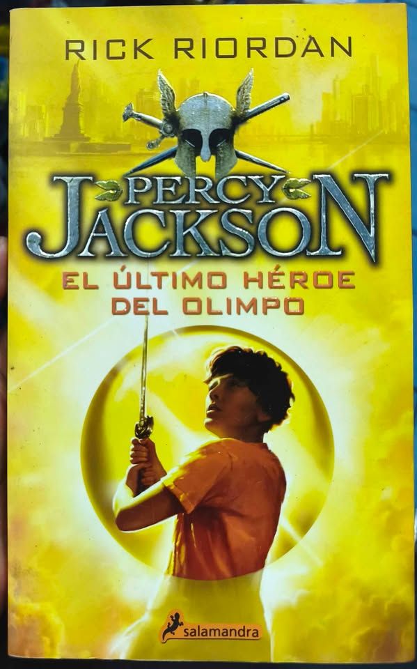 SH20 Percy Jackson El Último Héroe del Olimpo Libro Español