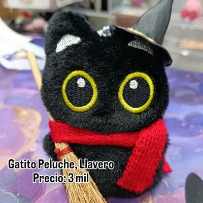 Llavero Gatito de Peluche Bruja Roja