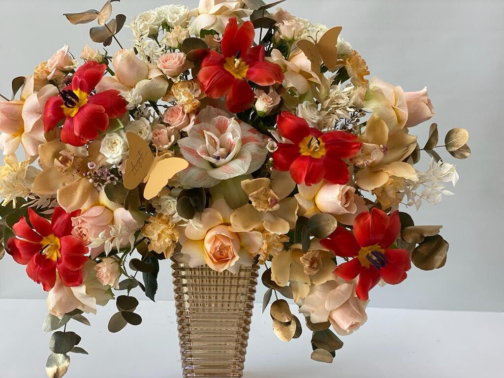 Amaryllis Flower Vase